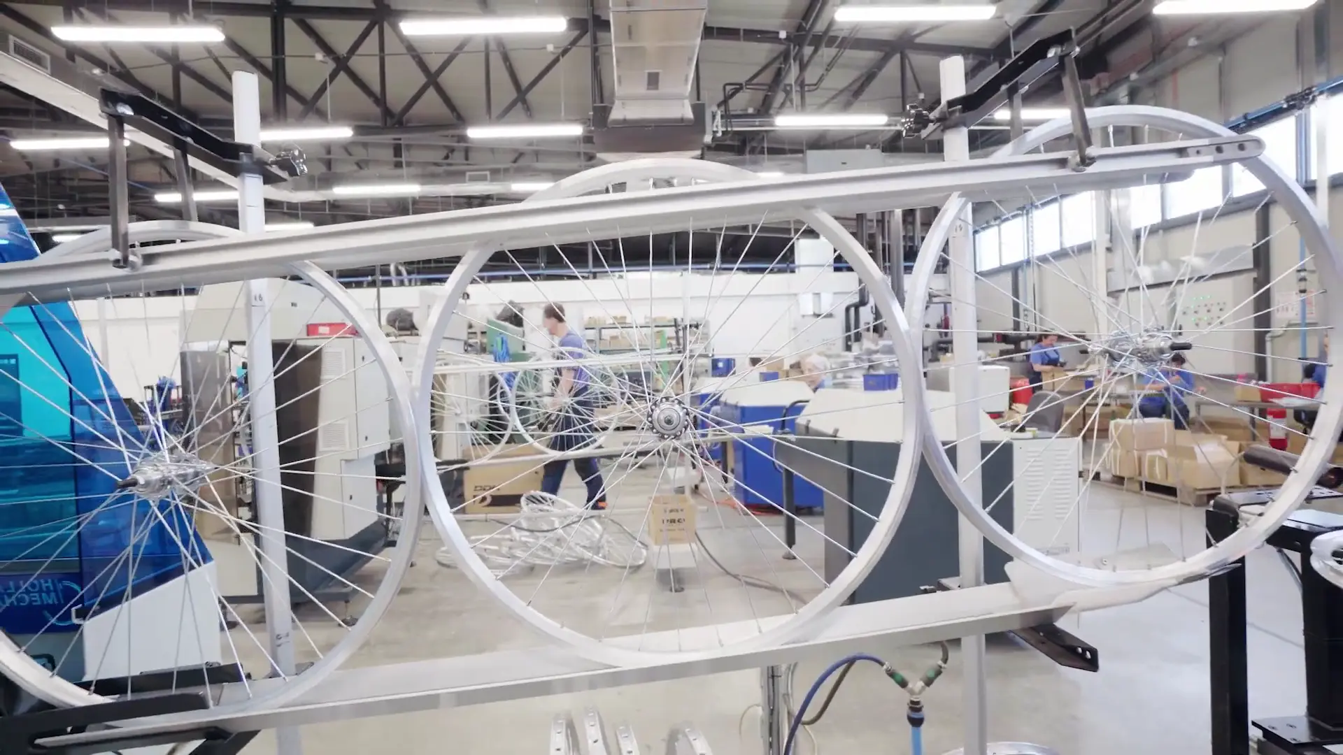 Wheel building lines